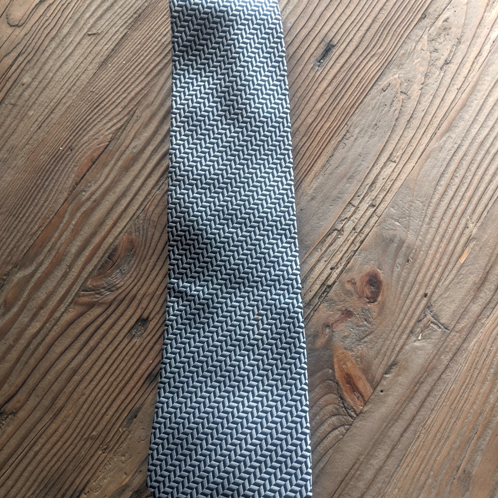Nautica tie